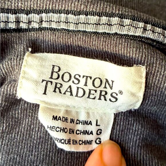 Boston Traders Men's Size L Dark Gray Crewneck Sweater - Picture 3 of 5